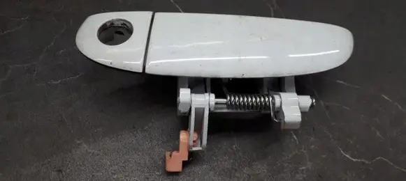 Hyundai i10 Front door exterior handle