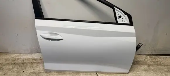 Hyundai i20 (BC3 BI3) Front door 77004Q0000