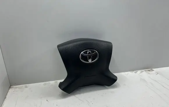 Toyota Avensis T250 Steering wheel airbag 4513005112 61556050B