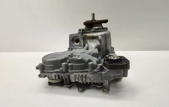 BMW 7 F01 F02 F03 F04 Gearbox transfer box case 7649782 ATC35L 764978202