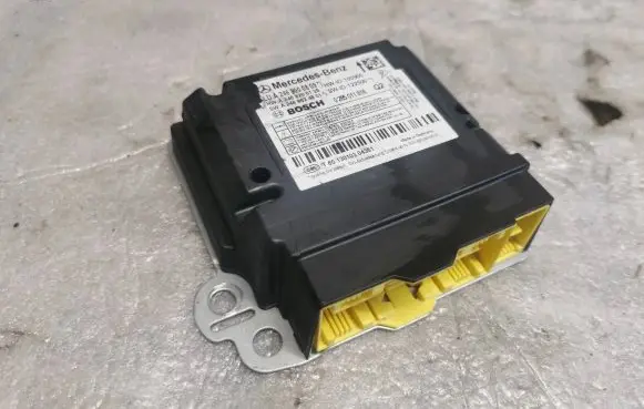 Mercedes-Benz B W246 W242 Airbag control unit/module A2468200126 A2469000809 A2469024801