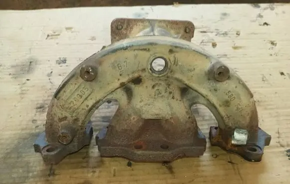 Citroen C4 I Exhaust manifold 20905