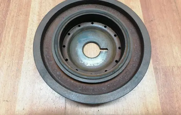 Renault Scenic II - Grand scenic II Crankshaft pulley 123031777R 123039465R 123030453R