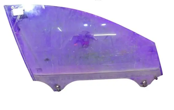 Renault Laguna III Front door window glass four-door