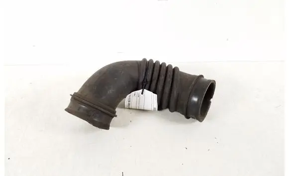 Toyota Corolla E110 Air intake duct part 17881-22040