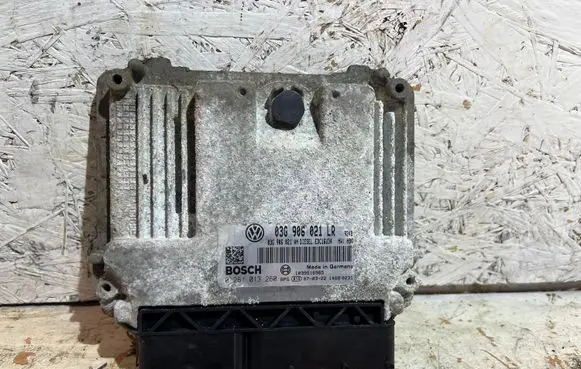 Volkswagen PASSAT B6 Engine control unit/module 03G906021LR