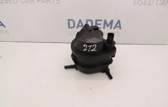Mazda 2 Fuel filter housing B33047PR D212