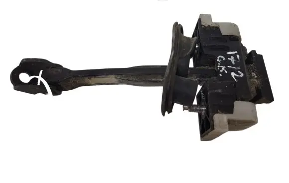 Opel Insignia A Rear door check strap stopper