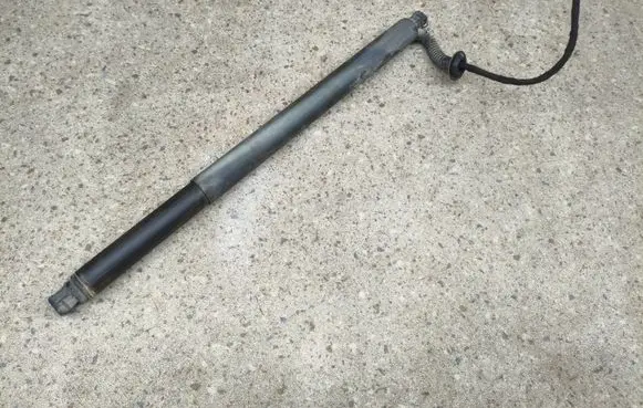 Volvo XC90 Tailgate/trunk strut/damper 31457610 15W43