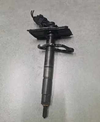 Audi A6 S6 C6 4F Fuel injector 059130277ac 0445115039