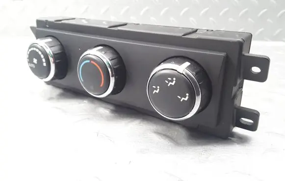 Chrysler Voyager Climate control unit 55111812AD 805030113783