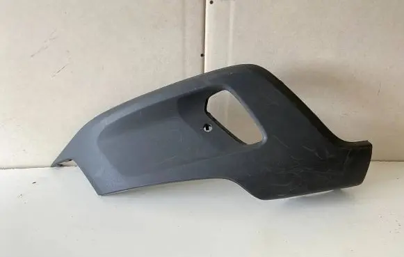 Volvo V40 Cross country Front bumper corner part panel trim 31353341