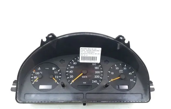 Mercedes-Benz ML W163 Speedometer (instrument cluster) A1635404011