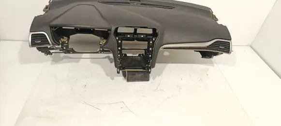 Ford Fusion II Dashboard 