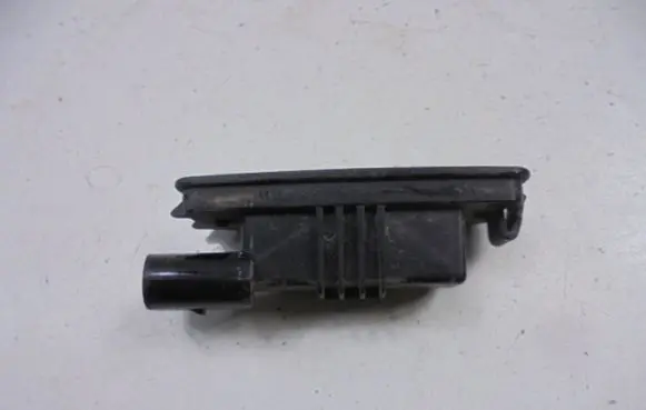 Volkswagen Golf V Number plate light 1J6943021B