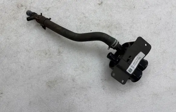 Tesla Model S Engine coolant pipe/hose 100311700E 600737100A TA14F40010058