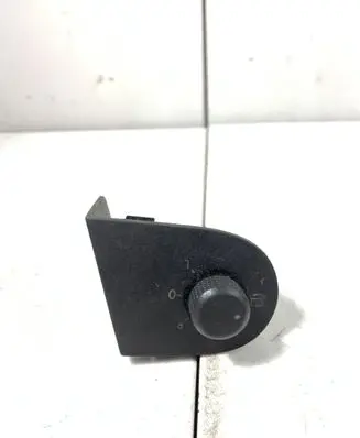 Volkswagen Sharan Wing mirror switch