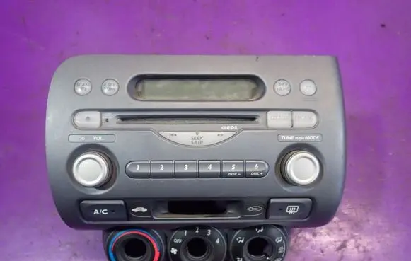 Honda Jazz Radio/CD/DVD/GPS head unit 39100SAAG112