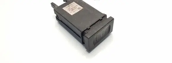 Volkswagen PASSAT B5 Windscreen/window heater switch 3B0959621E