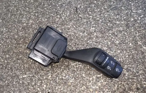 Ford Focus C-MAX Wiper control stalk 17D346B