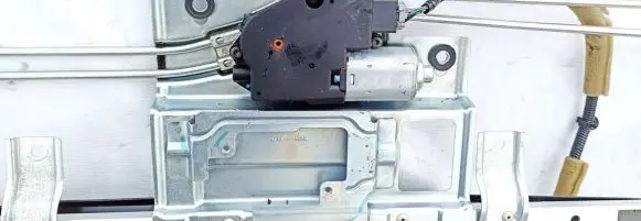 Honda CR-V Sunroof motor/actuator 70450smge010