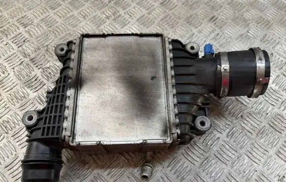 Land Rover Range Rover Velar Intercooler radiator GX736K775AF