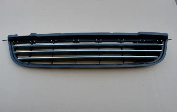 Peugeot 5008 Front bumper lower grill 9687437677