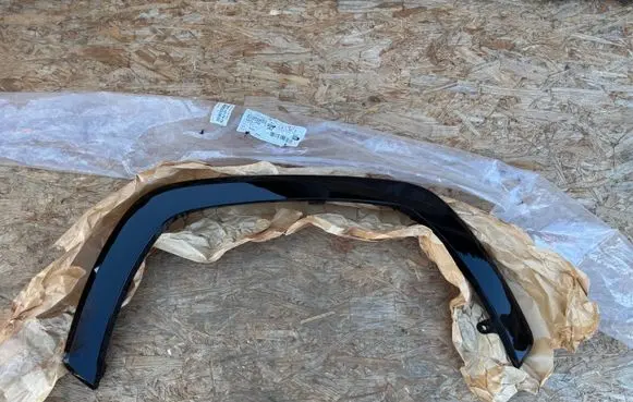 Toyota RAV 4 (XA50) Front arch trim 7560142170 7560142170C0