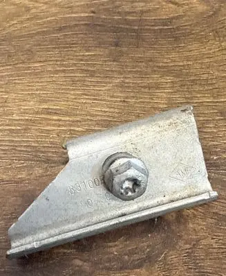 Battery bracket