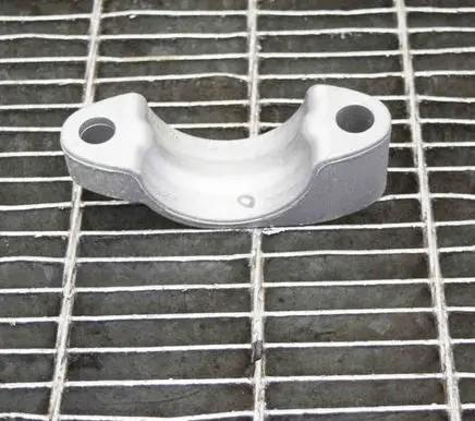 BMW 7 G11 G12 Sway bar bush bracket, front 6861474