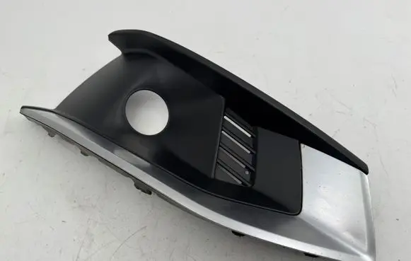 Audi A4 S4 B9 8W Front fog light trim/grill 8W0807682AK