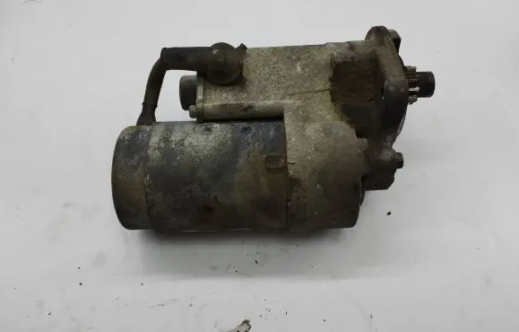 KIA Carens I Starter motor 3610027000 031113170