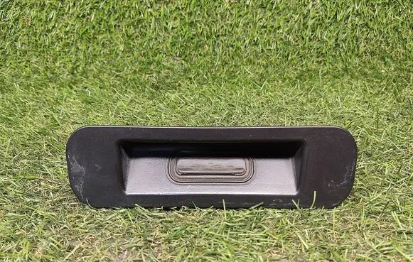 Opel Zafira C Tailgate opening switch 13271375