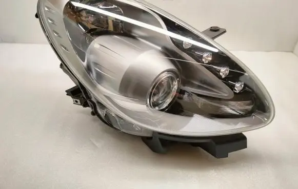 Alfa Romeo Giulietta Headlight/headlamp