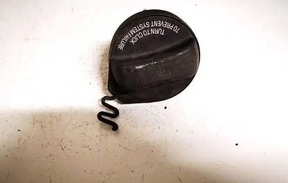 Volvo XC70 Fuel tank filler cap 