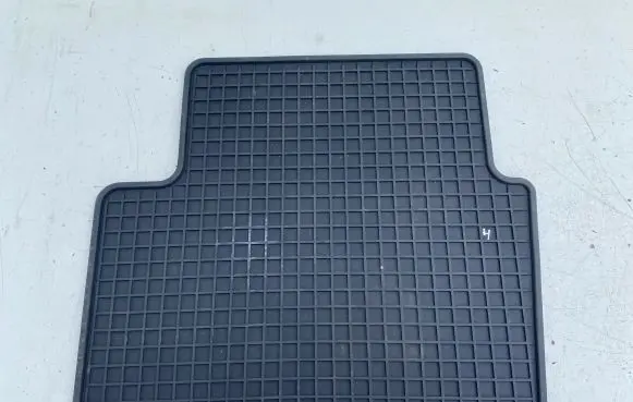 Mazda 3 II Rear floor mat BHS2V0351