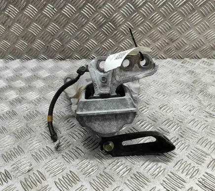 Honda Civic X Engine mount bracket 50820TGHA01