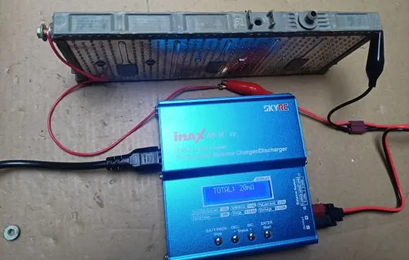 Toyota Prius (XW30) Hybrid / electric car battery 236M1T07463NB5