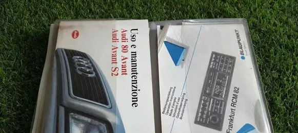 Audi 80 90 S2 B4 Owners service history hand book 