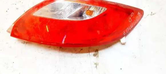 Mazda 2 Rear/tail lights d65151150