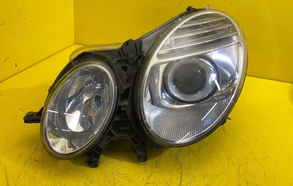 Mercedes-Benz E W211 Headlight/headlamp Mercedes-BenzOE