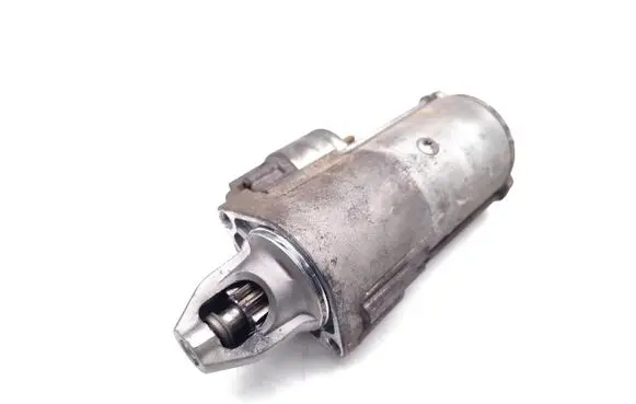 Mercedes-Benz CLS C219 Starter motor A0051518901