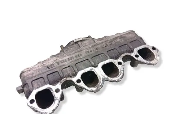 Audi 80 90 S2 B4 Intake manifold 028129713E