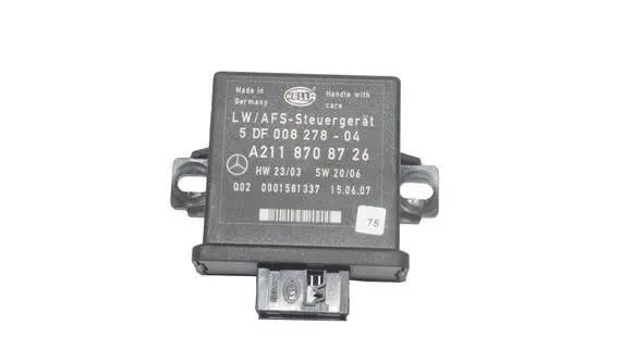 Mercedes-Benz R W251 Light module LCM A2118708726 736808 00827804