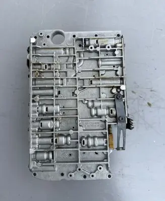 Mercedes-Benz C W204 Transmission gearbox valve body R2112770101