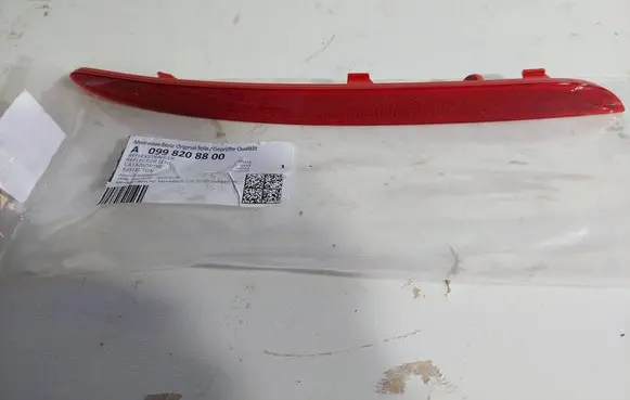 Mercedes-Benz GLE W167 Rear tail light reflector A0998208800