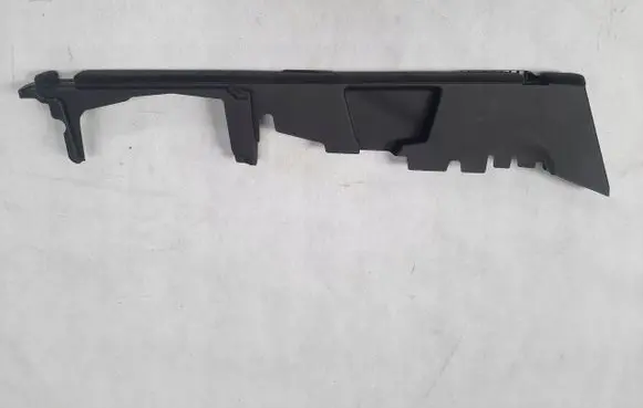 Audi Q7 4M Trunk/boot lower side trim panel 4M0863527F