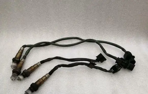 Mercedes-Benz C W204 Lambda probe sensor A0035427018 A0045420718