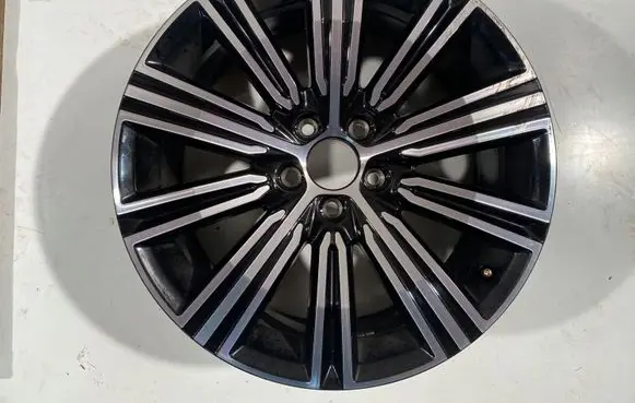Volvo V60 R18 alloy rim 31471312