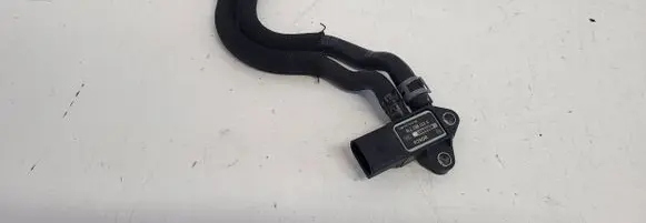 Audi A6 S6 C6 4F Air pressure sensor 0281002710 130771T1506E